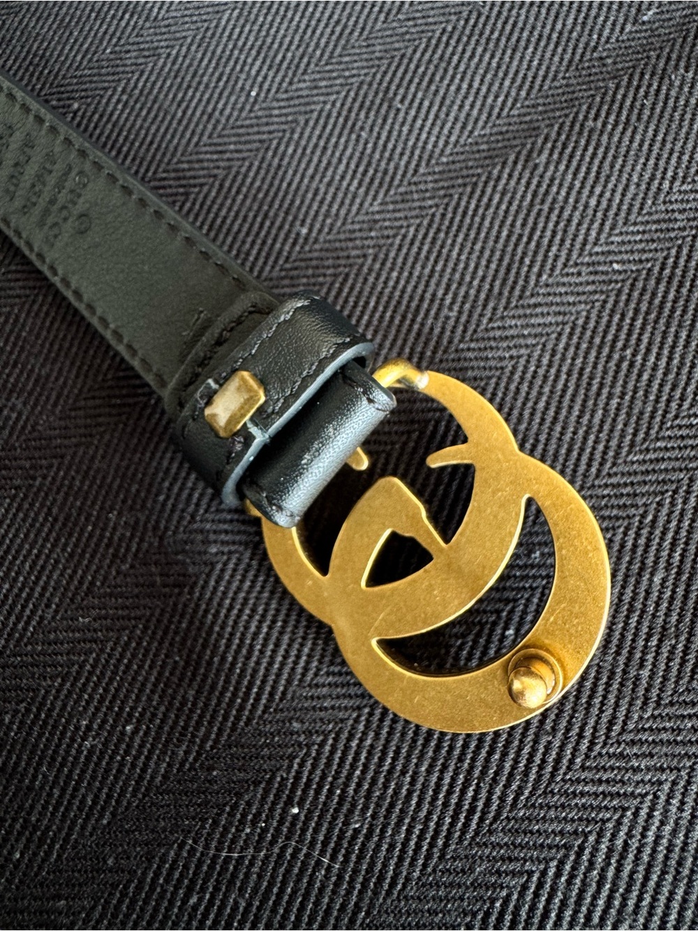 Gucci Black Leather Belt with Gold Double G Pearl Buckle 42 inch length - Picture 3 of 10